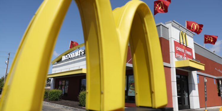 McDonald's está a punto de reportar ganancias.  Esto es lo que puede esperar