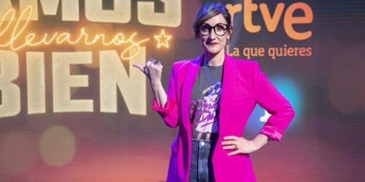Blanca Paloma amadrina el estreno de ‘Vamos a llevarnos bien’ en TVE tras el Benidorm Fest