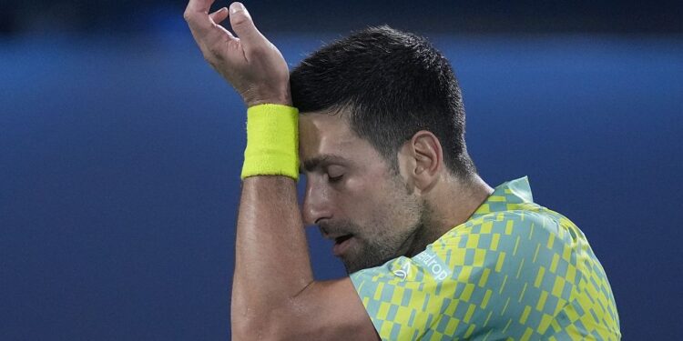 Novak Djokovic se retira del US Open en medio de una fila de visas